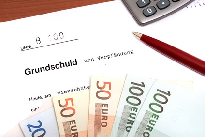 Grundschuld Dokumente zur Grundschuld mit Euroscheinen