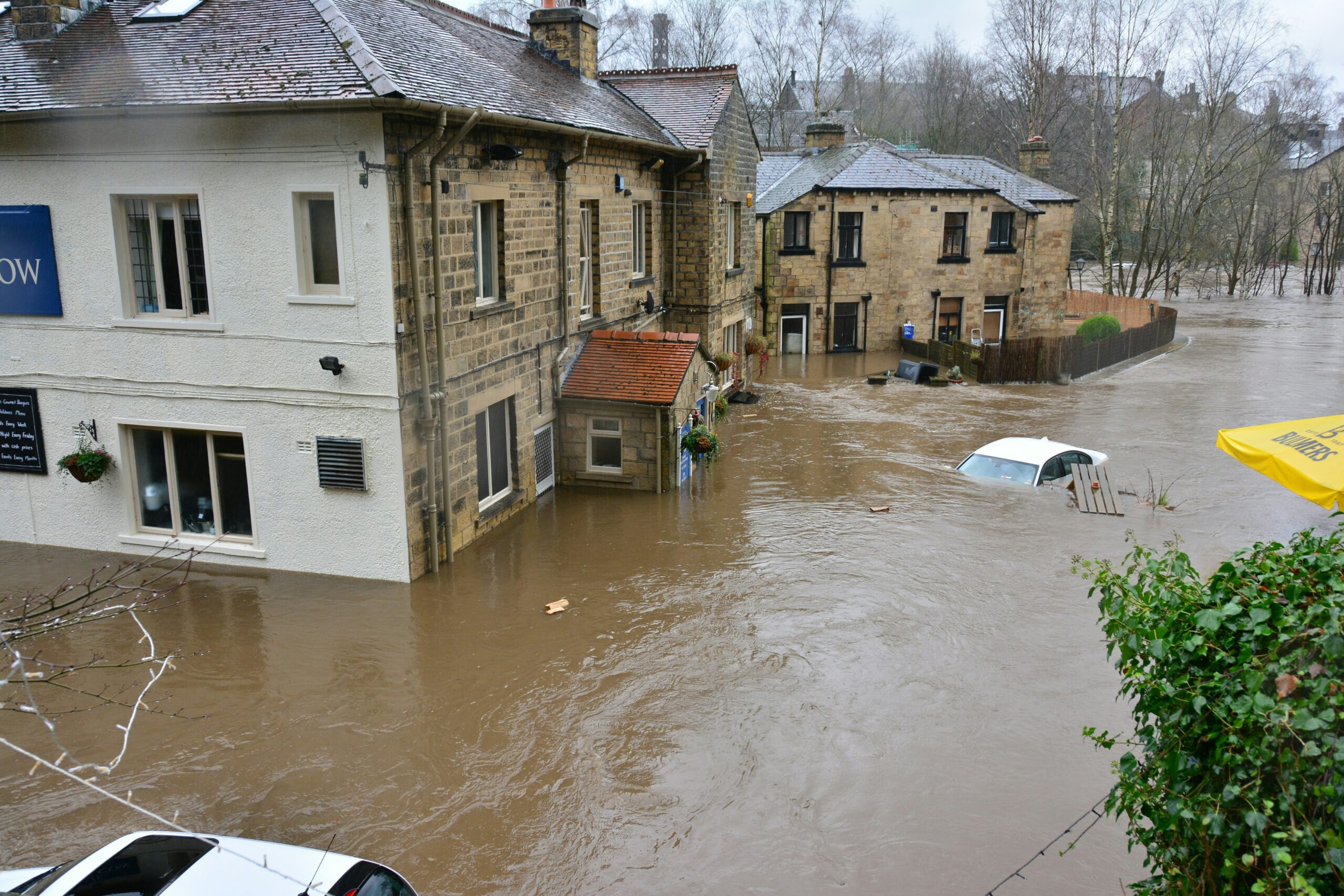 News - rechtsanwalt.com Wer kommt für Schäden bei Hochwasser auf?