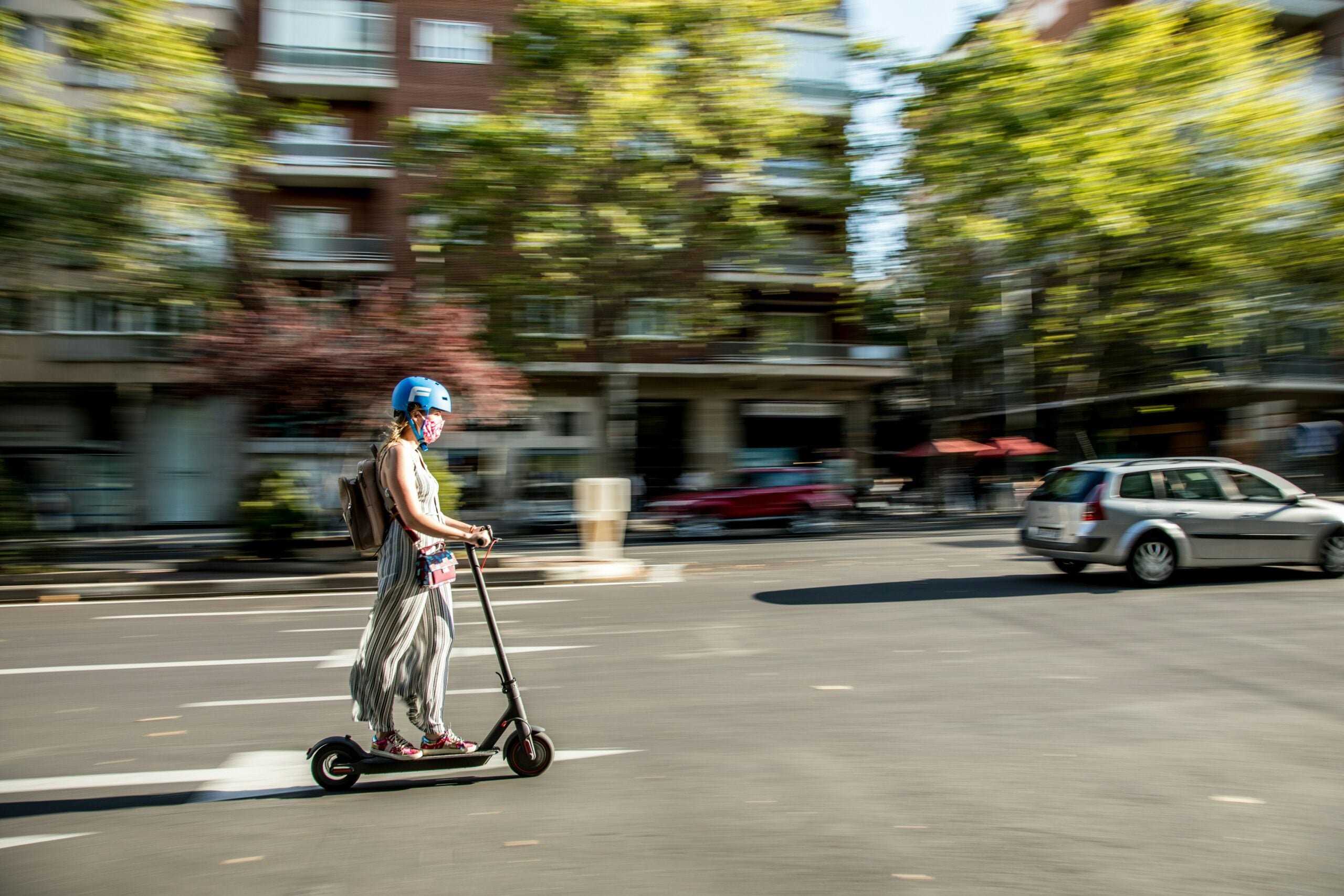 News - rechtsanwalt.com E-Scooter freuen sich immer größerer Beliebtheit.
