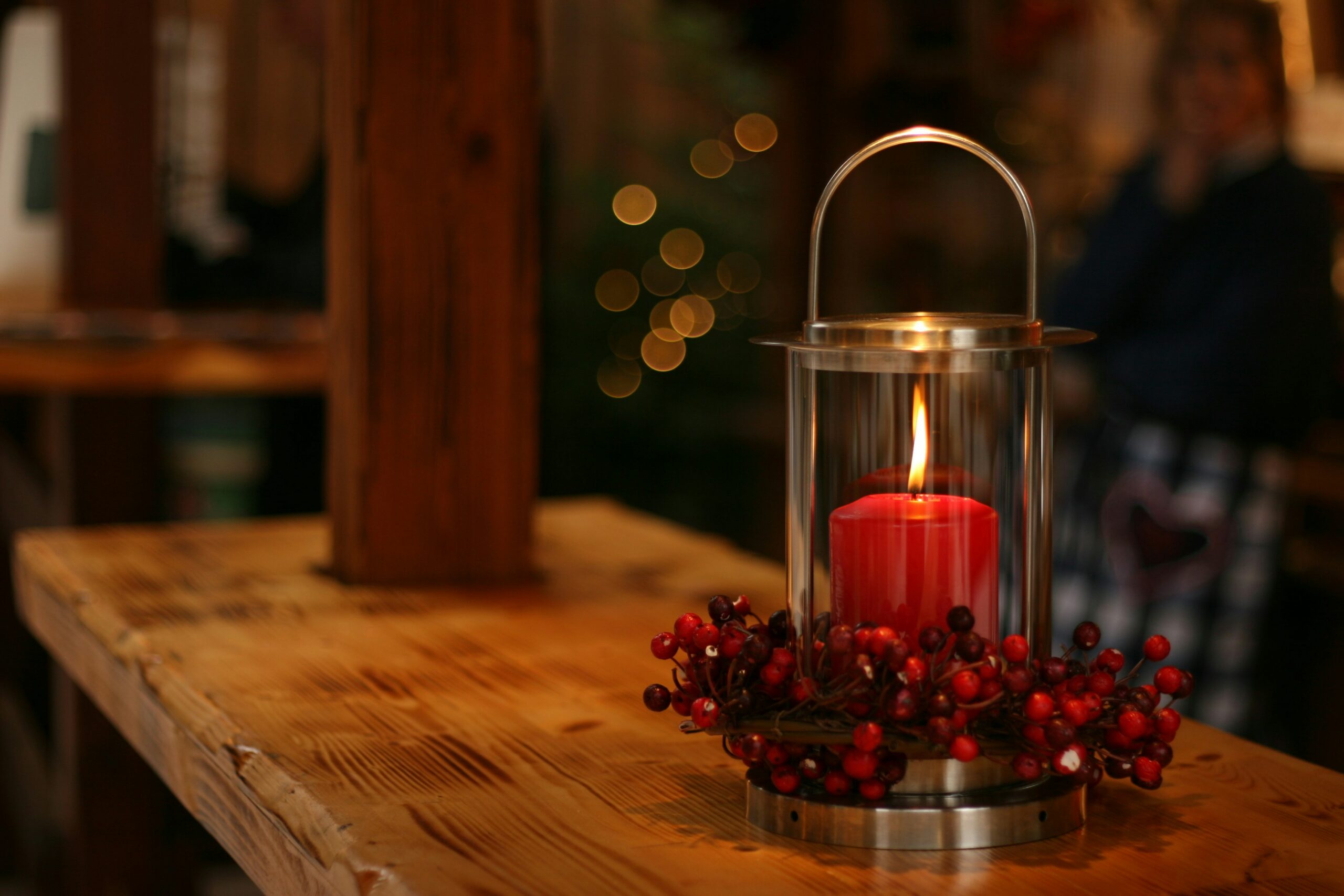 News - rechtsanwalt.com 🚨 Pflicht zur Teilnahme an der betrieblichen Weihnachtsfeier? Aktuelle Rechtslage verständlich erklärt